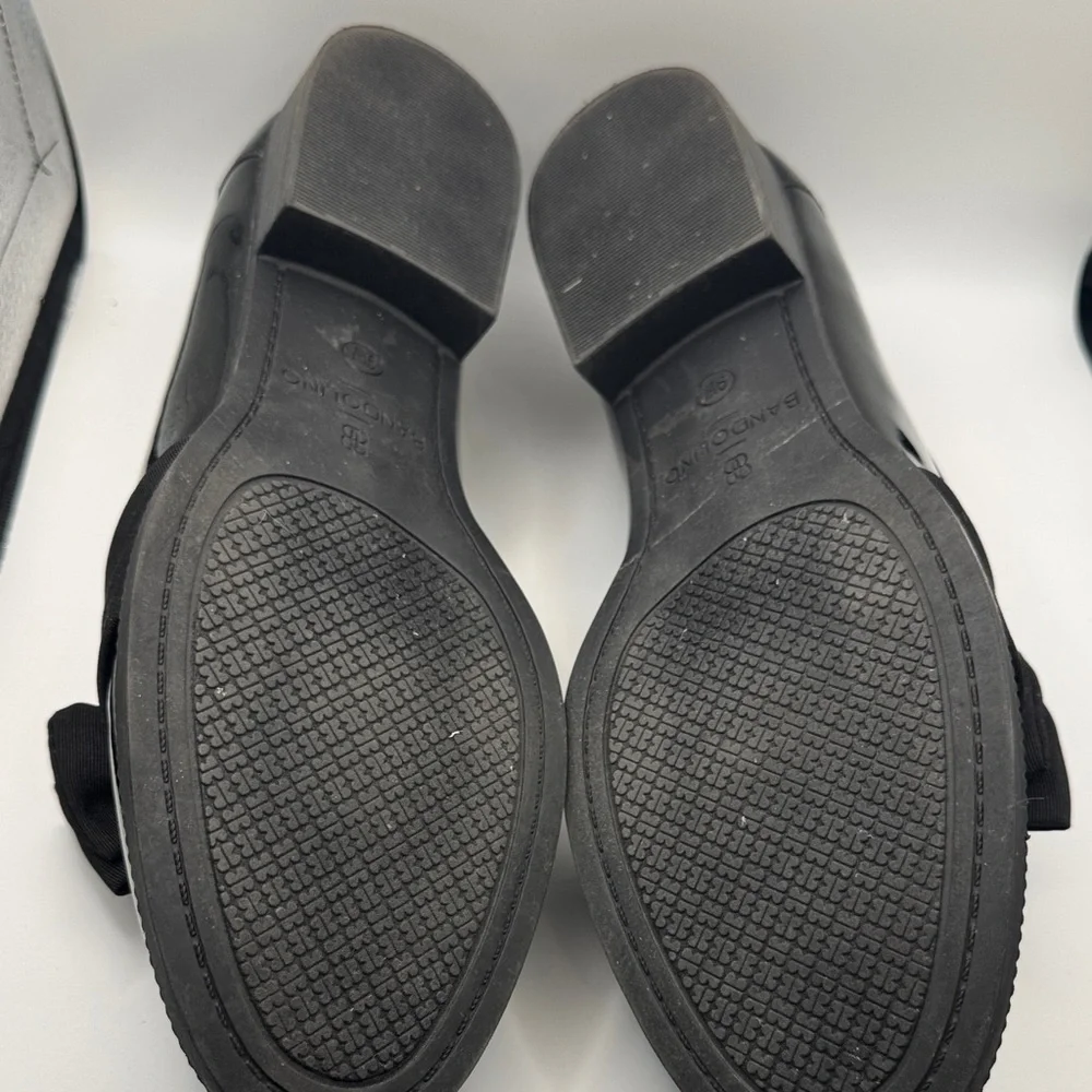 Bandolino Black and White Loafers - Picture 4 of 5
